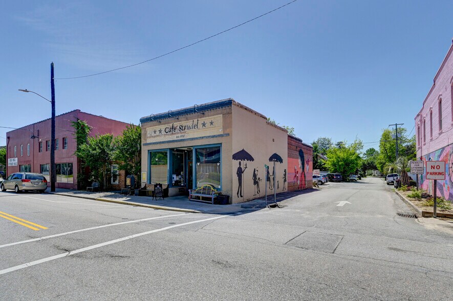 More Photos Of 300 State St, West Columbia Restaurant For Sale