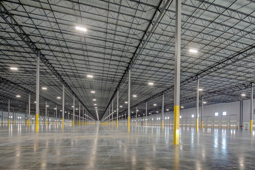 More Photos Of 1225 S Philadelphia Blvd, Aberdeen Distribution For Lease