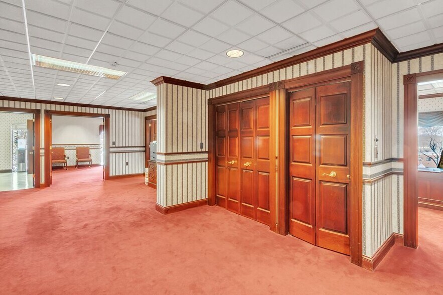 More Photos Of , West Springfield Unknown For Sale