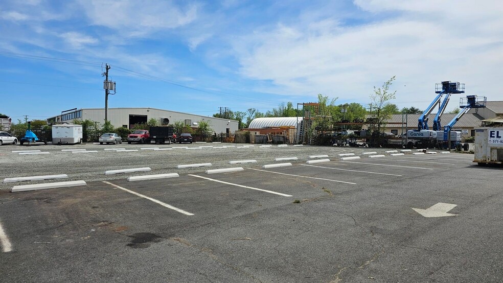 Primary Photo Of 5 Douglas Ct, Sterling Land For Lease