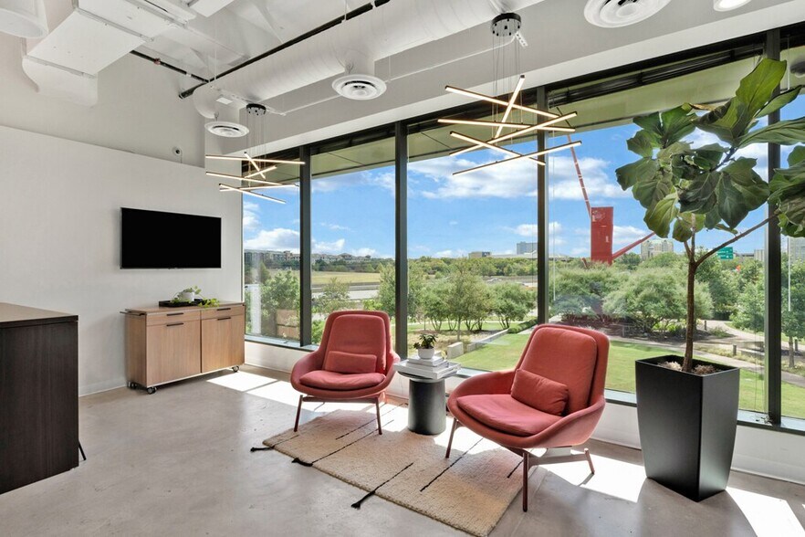 More Photos Of 3201 Dallas Pky, Frisco Coworking Space