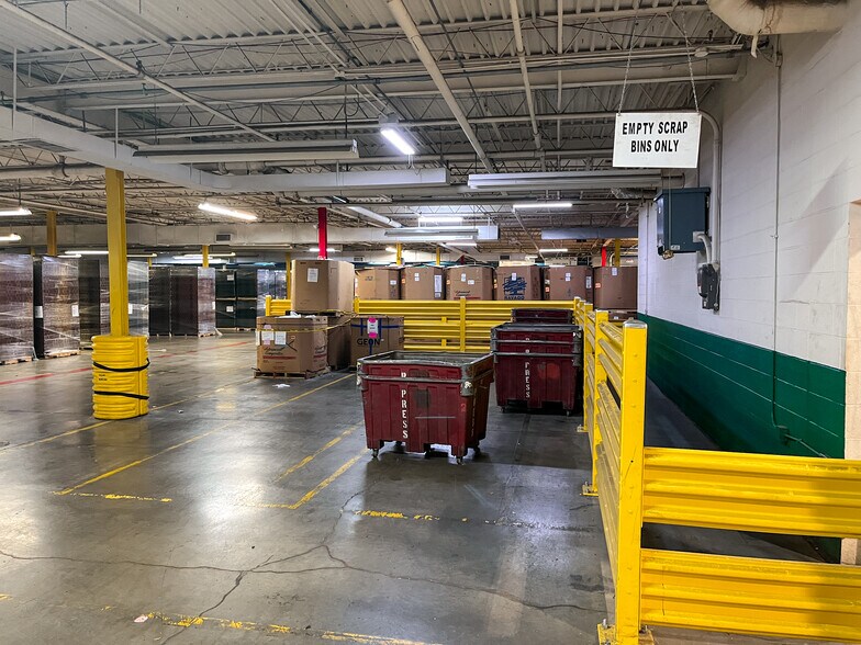 More Photos Of 515 S 4th St, Osage City Manufacturing For Sale