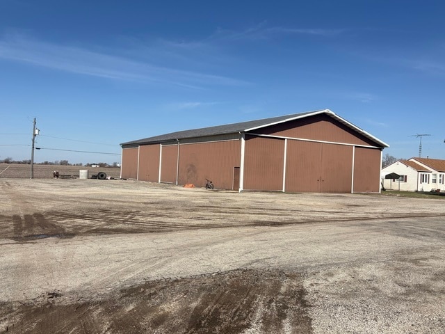 More Photos Of 7365 Chiniquy st, Saint Anne Industrial For Sale