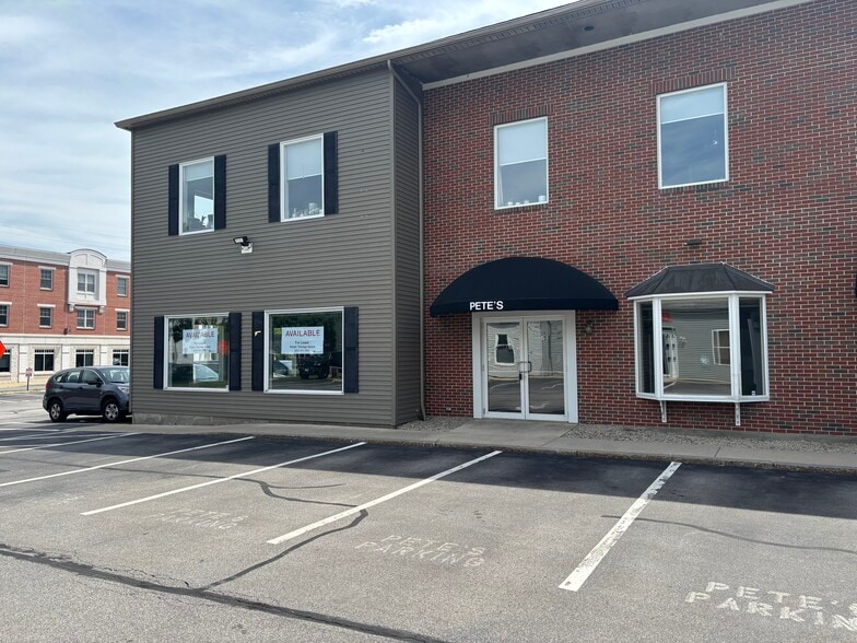 More Photos Of 11-15 Fourth St, Dover Flex For Lease