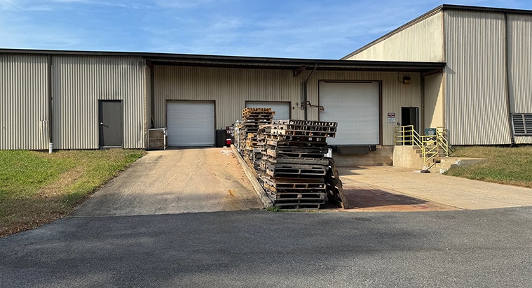 More Photos Of 2807 Transport St, Richmond Manufacturing For Sale