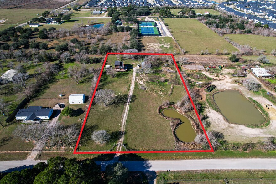 More Photos Of 6250 N Mallard Dr, Fulshear Land For Lease