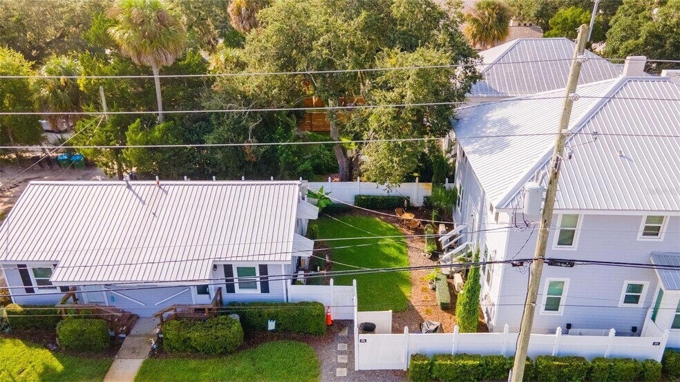 More Photos Of 201 Palmetto St, New Smyrna Beach Apartments For Sale
