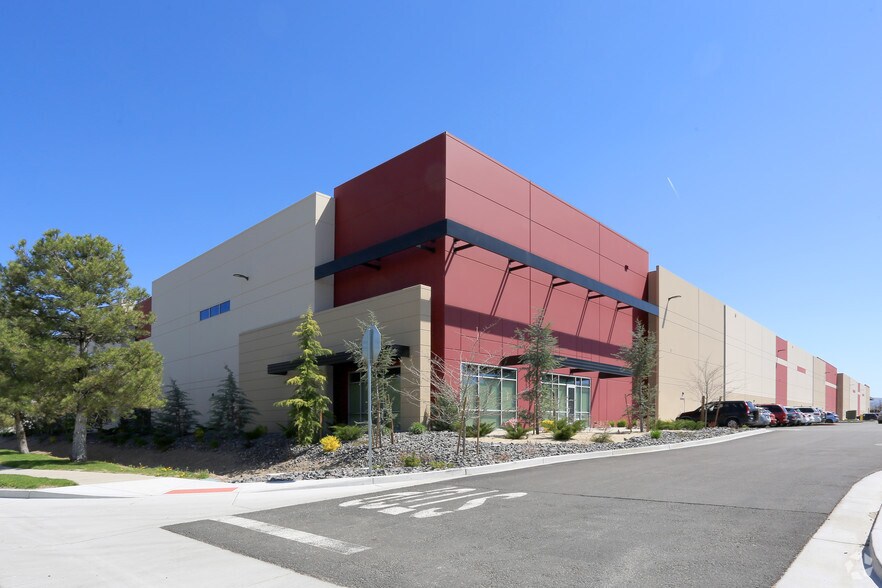More Photos Of 855 Sandhill Rd, Reno Warehouse For Lease