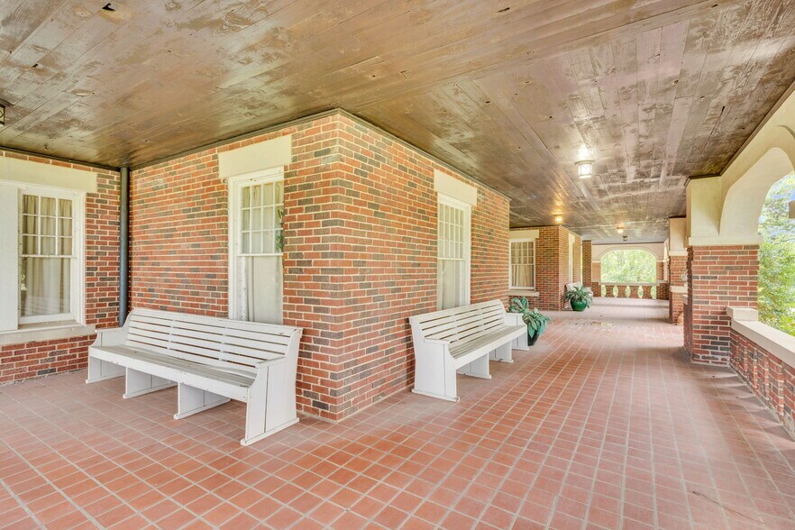 More Photos Of 508 S 9th St, Midlothian Land For Lease