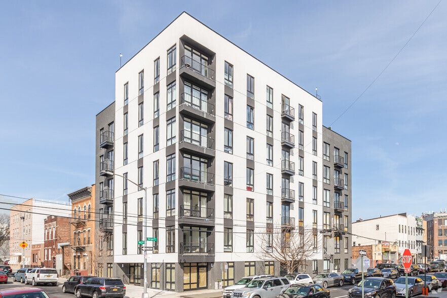More Photos Of 2175 Bergen St, Brooklyn Apartments For Lease