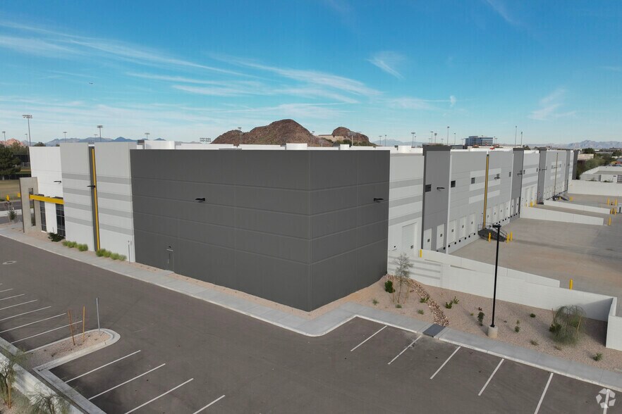 More Photos Of 2787 W Alameda Dr, Tempe Warehouse For Sale
