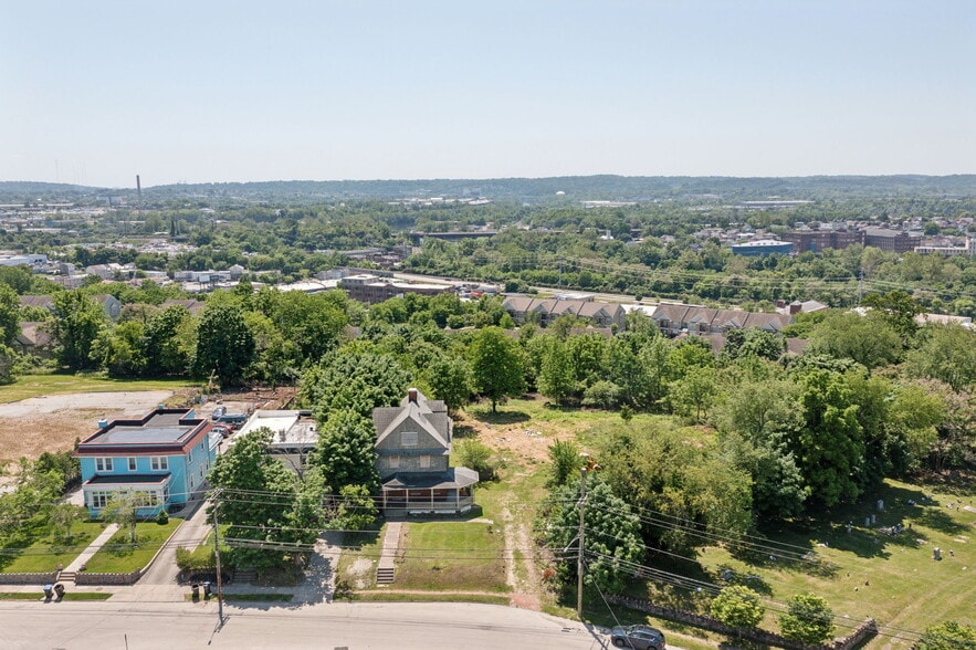 More Photos Of 722 Sandy St, Norristown Land For Sale