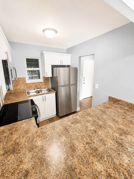 More Photos Of 2400 NW 16th Street Rd, Miami Apartments For Sale