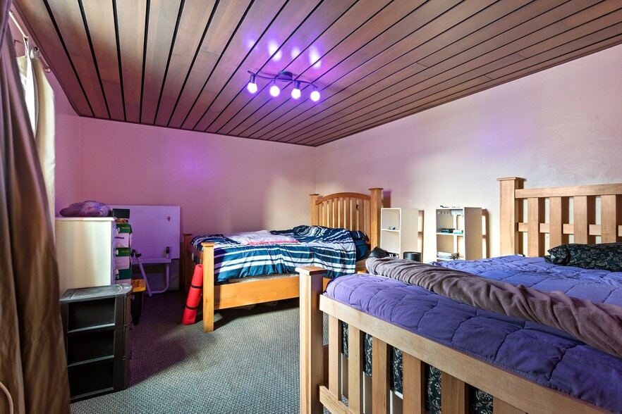 More Photos Of 118 E Pulaski St, Pulaski Storefront Retail Residential For Sale