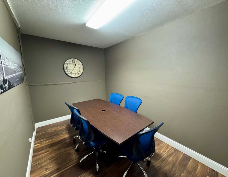 More Photos Of 1590 Rollins Rd, Burlingame Service For Lease