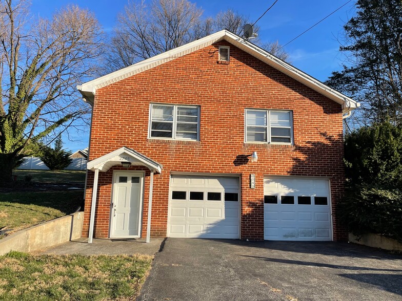 Primary Photo Of 2745 Orange Ave NE, Roanoke Office For Sale