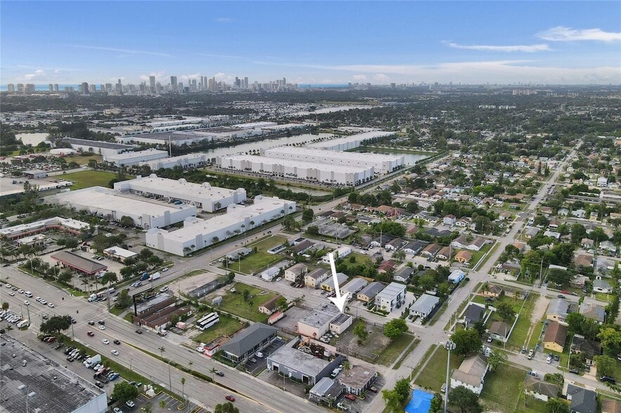 More Photos Of 4167 SW 18th St, West Park Industrial For Sale