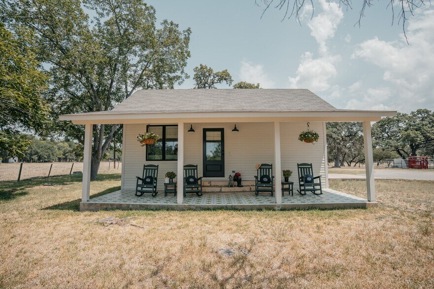 More Photos Of 17 Old Fredericksburg Rd, Boerne Land For Sale