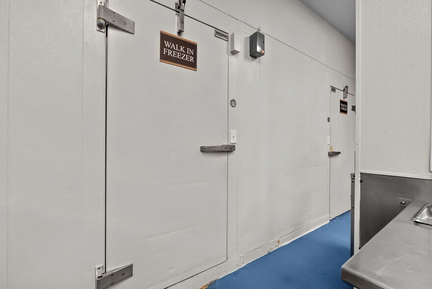 More Photos Of 983 N Highway 123 Byp, Seguin Restaurant For Sale