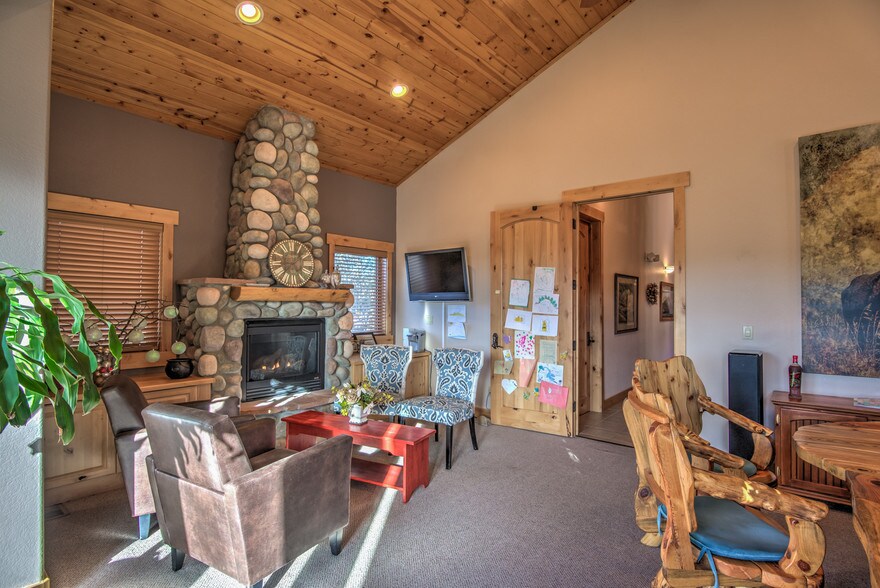 More Photos Of 70 Morning Sun Dr, Woodland Park Loft Creative Space For Sale