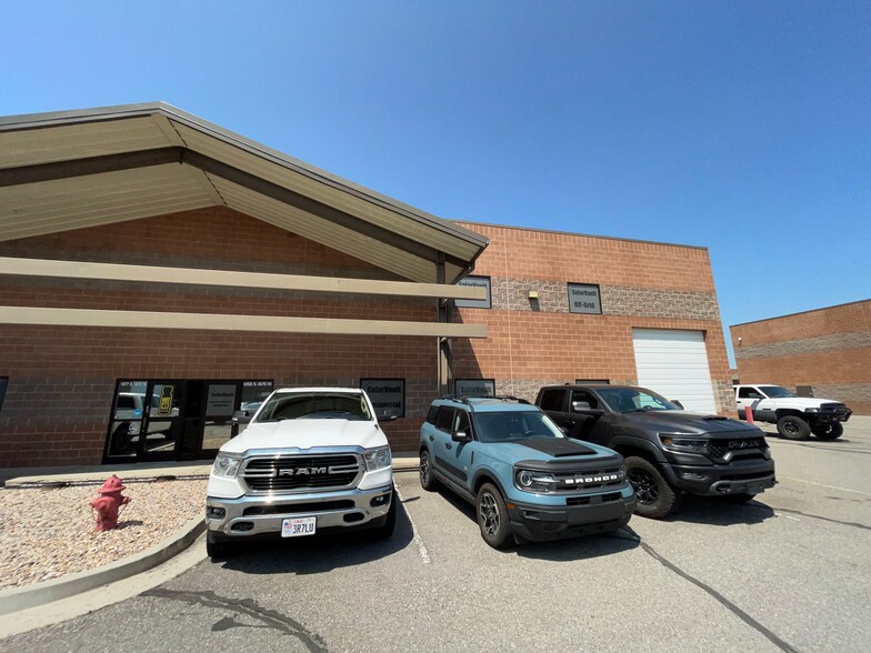 More Photos Of 1055-1085 S 1680 W, Orem Warehouse For Lease