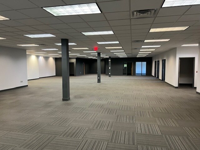 More Photos Of 2985 S Ridge Rd, Green Bay Medical For Lease