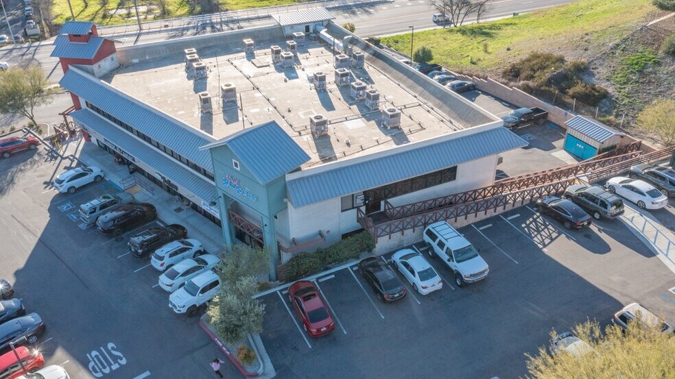 More Photos Of 32395A-32395B Clinton Keith Rd, Wildomar Unknown For Lease
