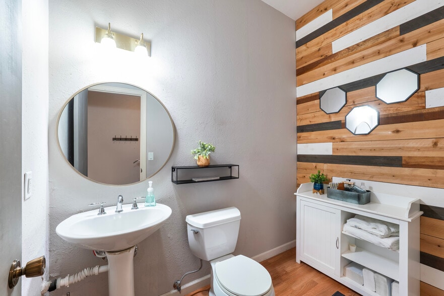 More Photos Of 1363 Fulton Rd, Santa Rosa Religious Facility For Sale