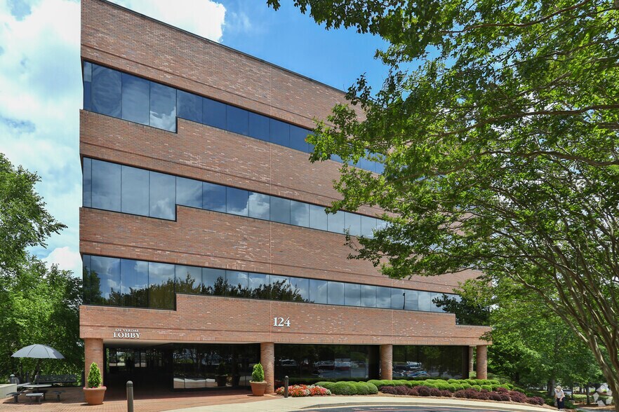 More Photos Of 124 Verdae Blvd, Greenville Office For Lease