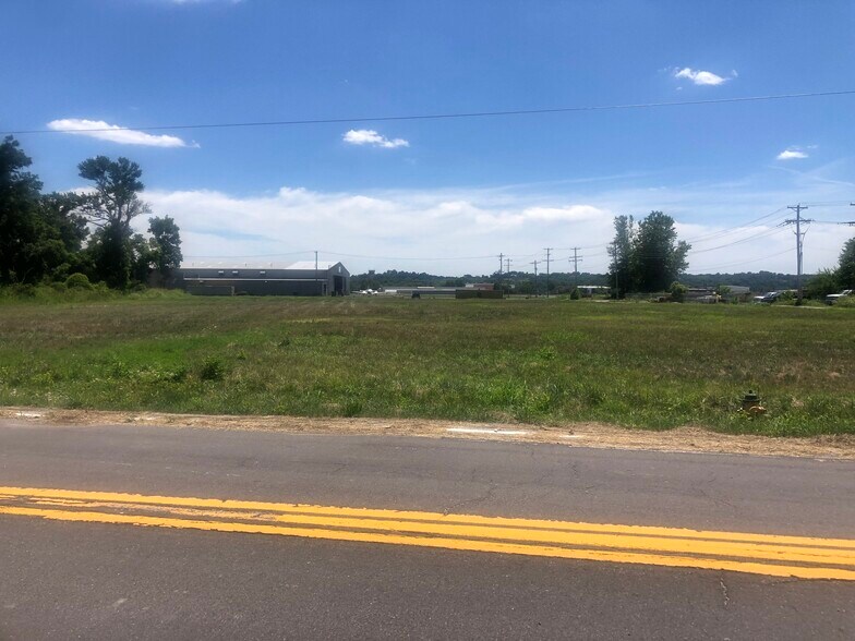 More Photos Of 18450 Olive Street Rd, Chesterfield Land For Sale