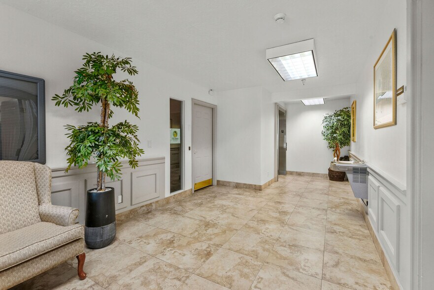 More Photos Of 3204-3210 N Canyon Rd, Provo Office For Sale