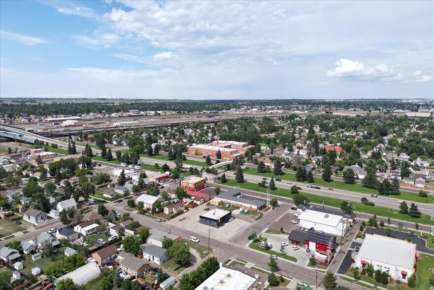More Photos Of 122 W 6th St, Cheyenne Light Distribution For Lease