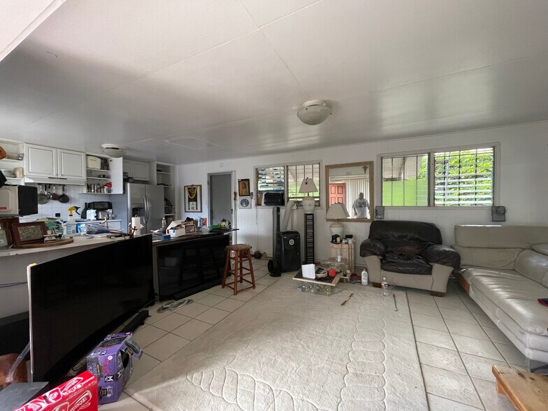 More Photos Of 1077 Kinau St, Honolulu Multifamily For Sale