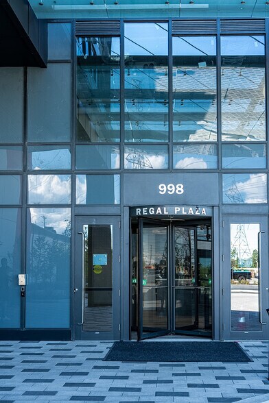 More Photos Of 998 Martin Grove Rd, Toronto Coworking Space