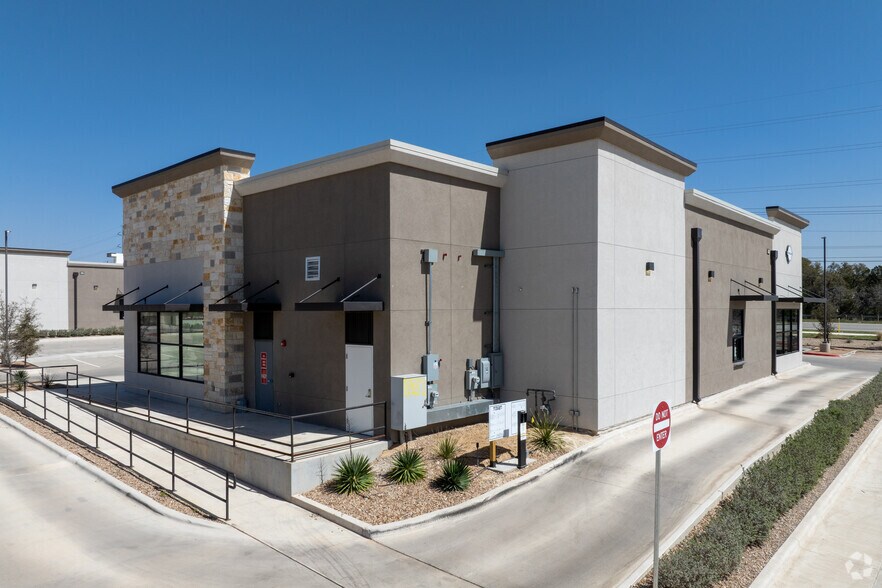 More Photos Of 15101 Ronald Reagan Blvd, Leander, TX 78641, Unite, Leander Unknown For Lease