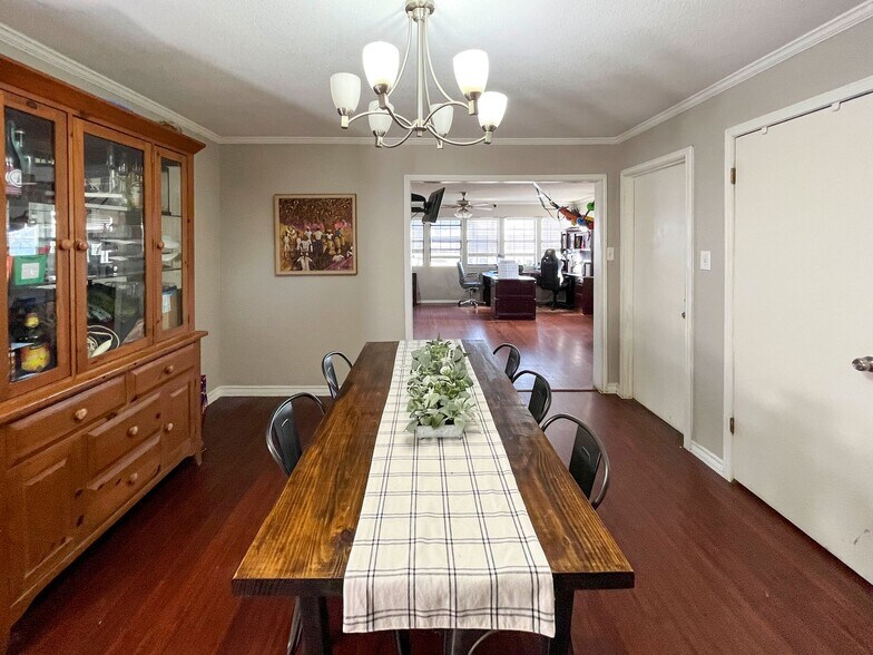 More Photos Of 11001 S State Highway 95, Taylor Land For Sale