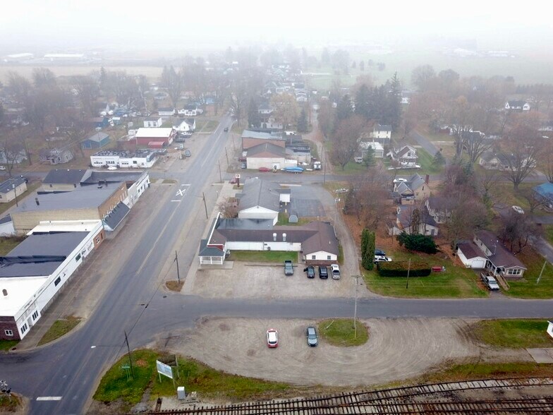 More Photos Of 125 N Newton St, Middleton Restaurant For Sale