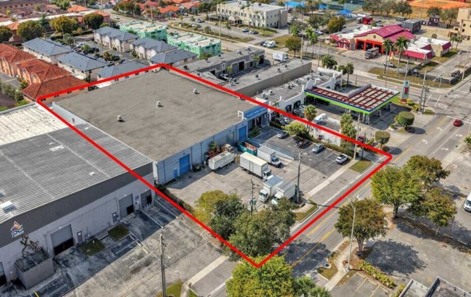 More Photos Of 2360 W 76th St, Hialeah Manufacturing For Sale