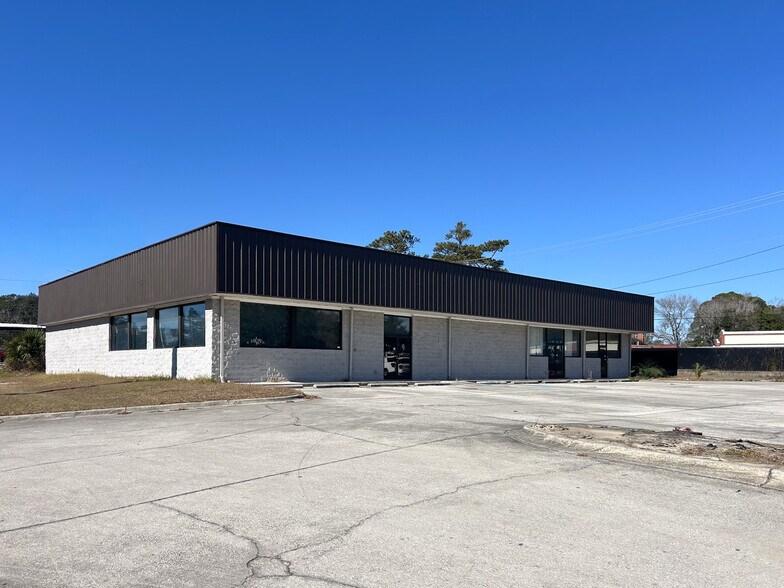 More Photos Of 38 W De Renne Ave, Savannah Storefront Retail Office For Sale