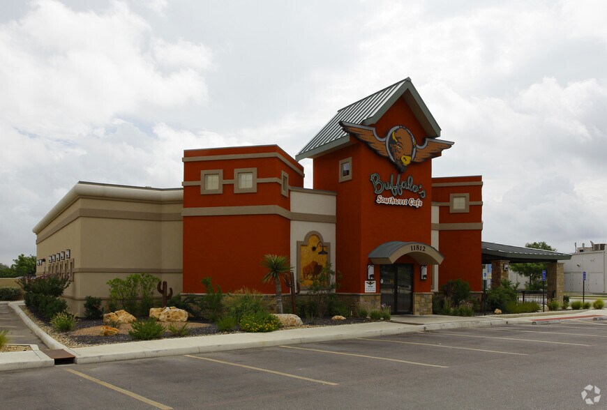 More Photos Of 11812 Bandera Rd, Helotes Restaurant For Sale