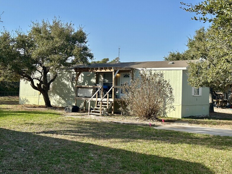 More Photos Of 1524 16th St, Rockport Manufactured Housing Mobile Home Park For Sale