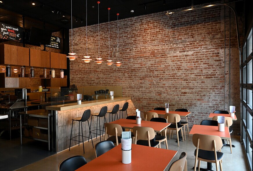 More Photos Of 72-74 Patton Ave, Asheville General Retail For Lease