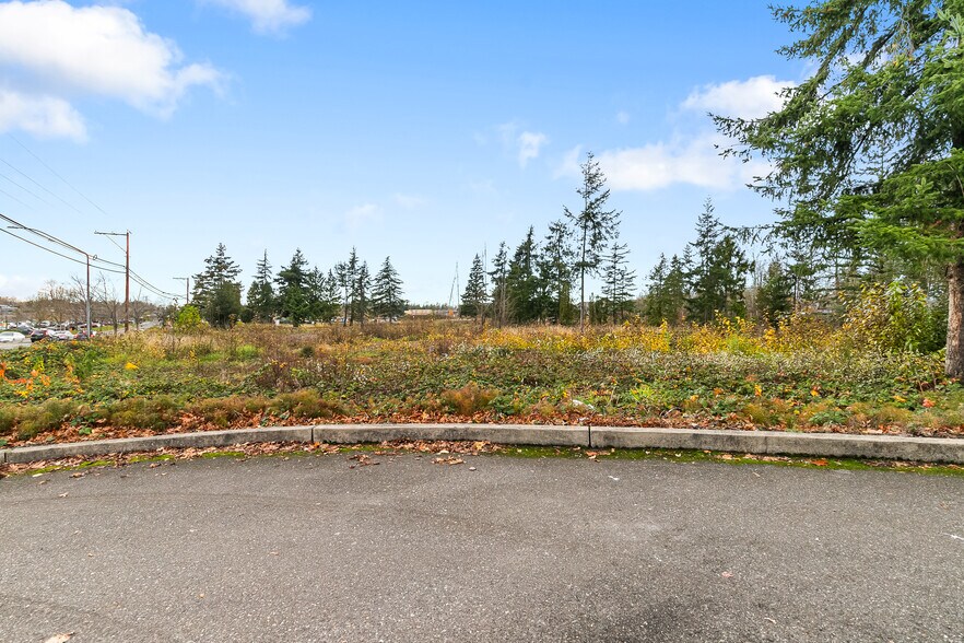 More Photos Of 1108 W Bakerview Rd, Bellingham Land For Lease