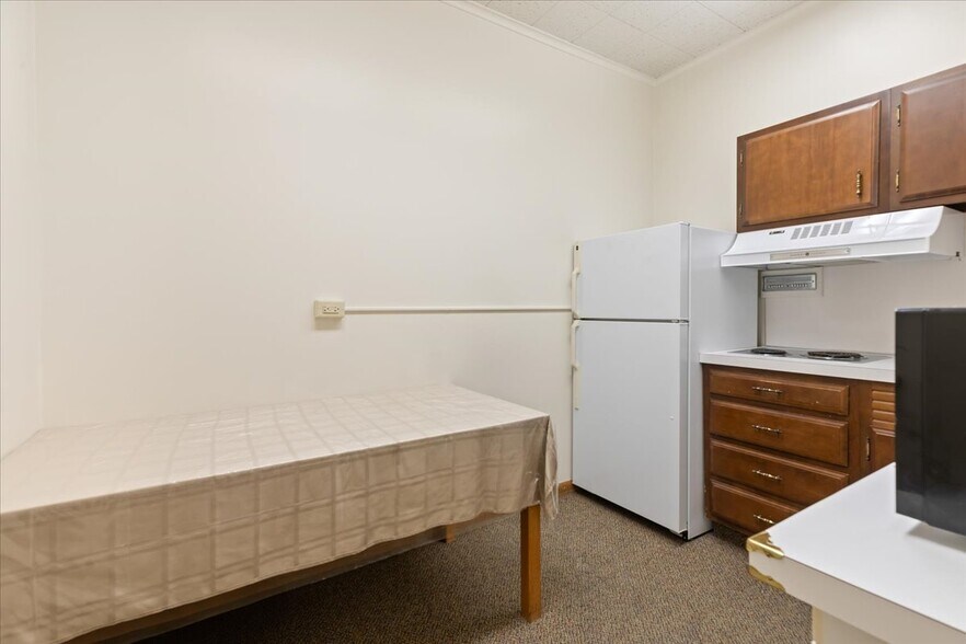 More Photos Of 127 Pearl St, Council Bluffs Office For Lease