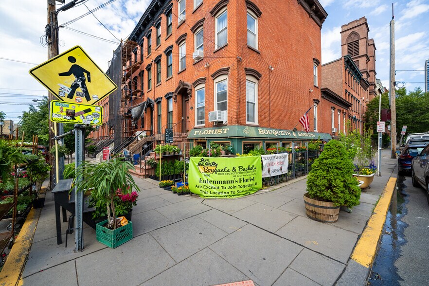 More Photos Of 548 Jersey Ave, Jersey City Storefront Retail Residential For Sale