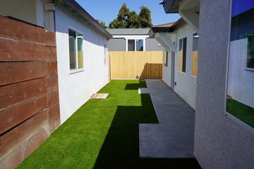 More Photos Of 1235 Clavel Ave, Ventura Apartments For Sale