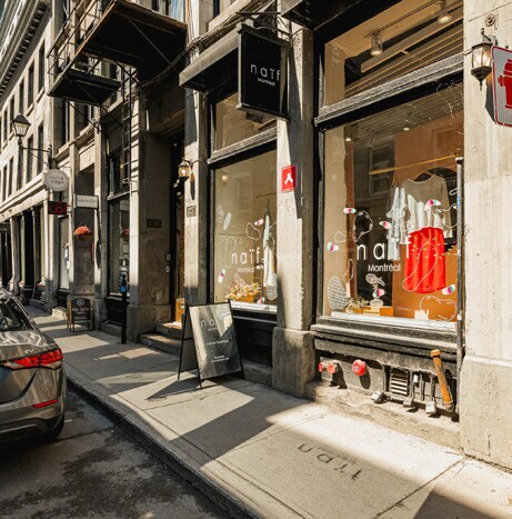 More Photos Of 225-227 Saint-Paul Rue O, Montréal Apartments For Sale