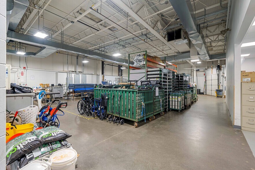 More Photos Of 63 Neck Rd, Haverhill Light Manufacturing For Sale