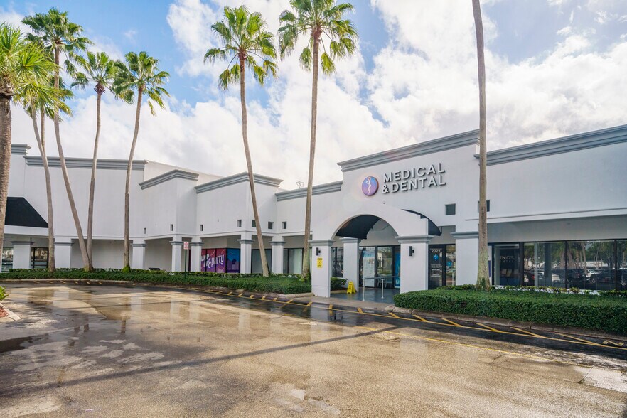 More Photos Of 2001 N University Dr, Coral Springs Unknown For Lease