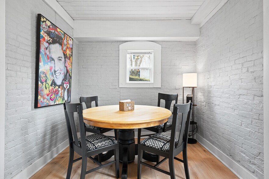 More Photos Of 2 Norwich Rd, East Haddam General Retail For Sale